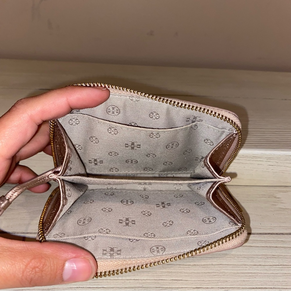 Tory Burch Marion Rose Gold Small Key Chain Wallet EUC - Picture 5 of 11